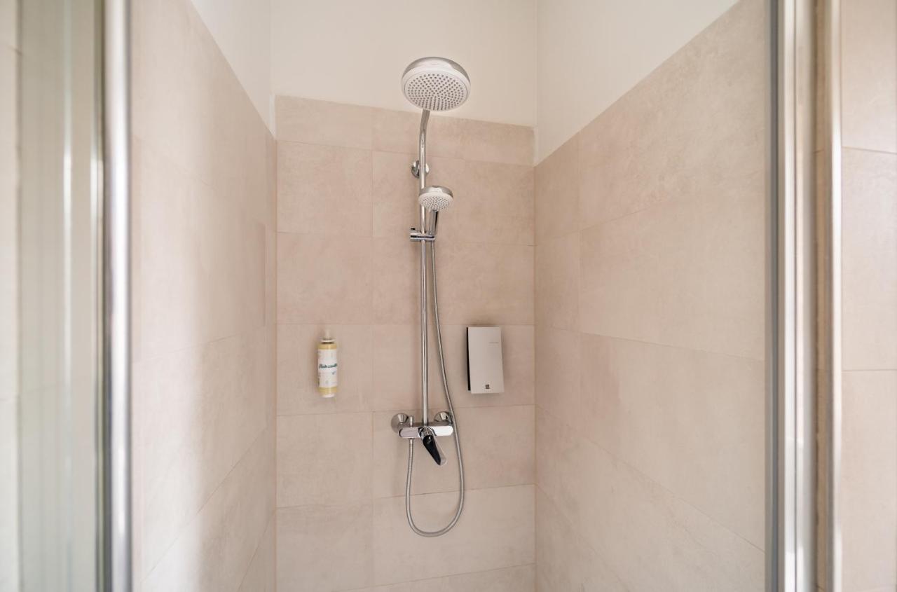 Tifani Luxury Rooms Split Exterior photo